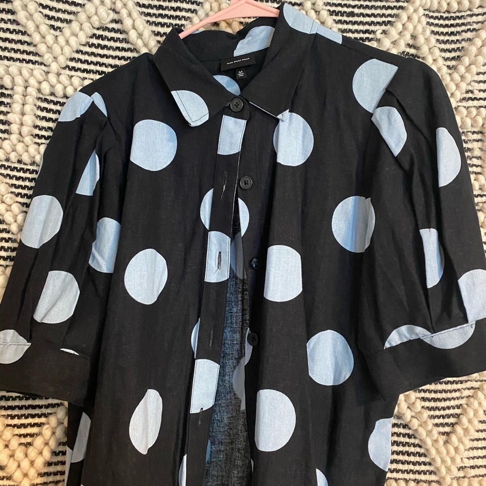 LIKE NEW TOP